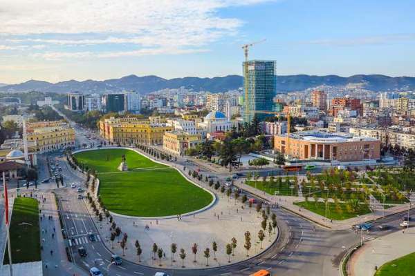 Tempat Menarik di Albania - Tirana